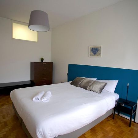 Downtown 3 Bedroom With Balcony - Quiet Street - Family Friendly - Groups 波尔图 外观 照片