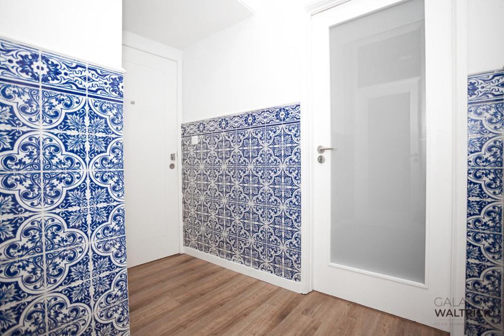 Downtown 3 Bedroom With Balcony - Quiet Street - Family Friendly - Groups 波尔图 外观 照片