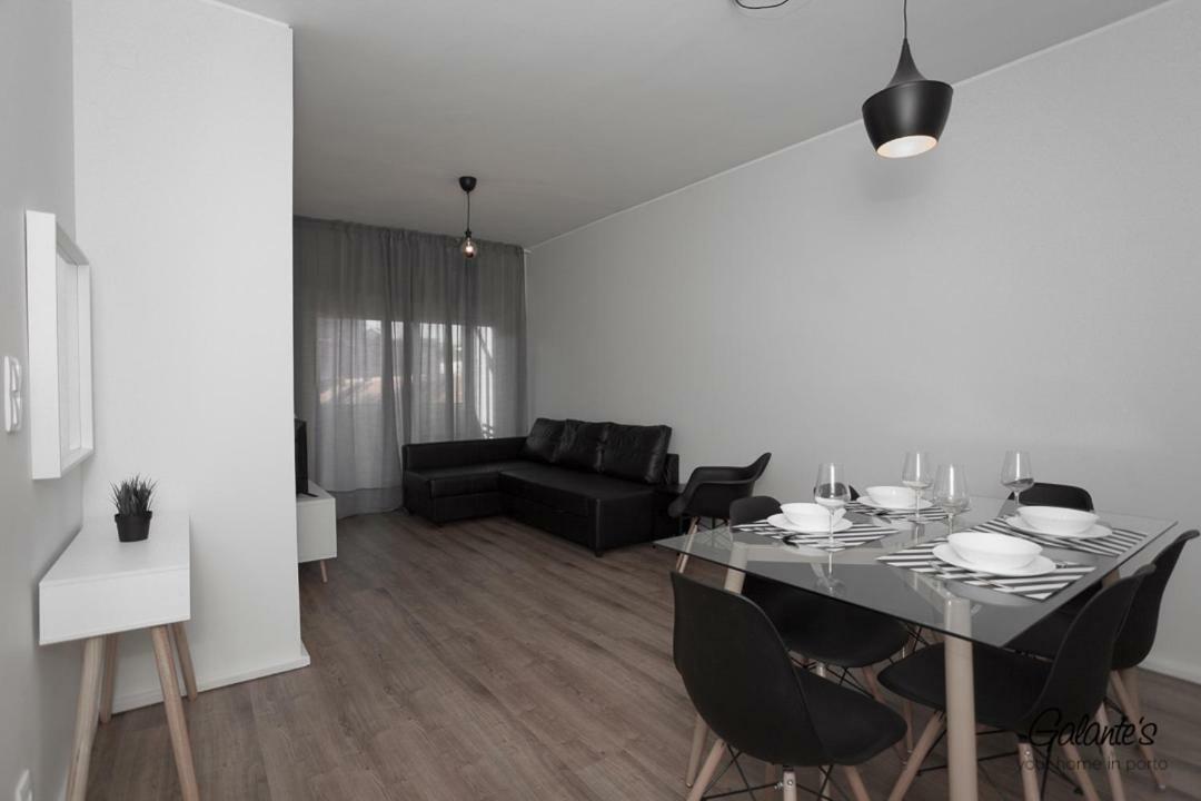 Downtown 3 Bedroom With Balcony - Quiet Street - Family Friendly - Groups 波尔图 外观 照片